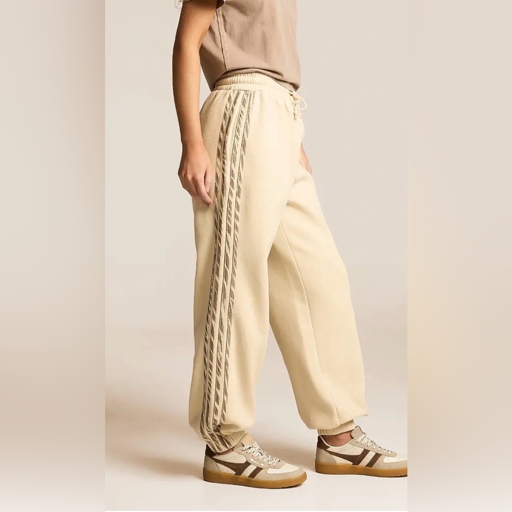 Gilded Intent Zebra Striped Jogger M